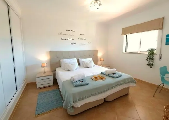 Willy St. Apartment *